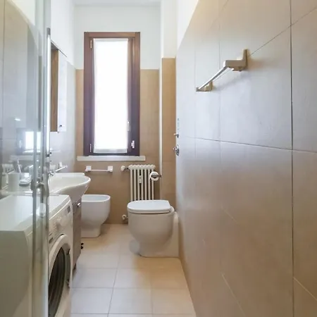 Porta Romana Flat ミラノ