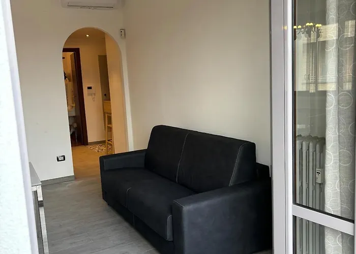 Muratori Flat Apartment *